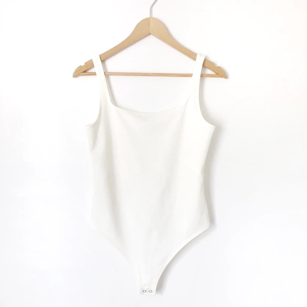New with tags* Express thong bodysuit white Small